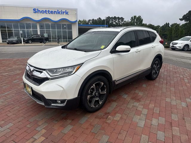 2017 Honda CR-V Touring 2WD's photo