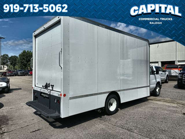 2024 Ford E-350 photo 8