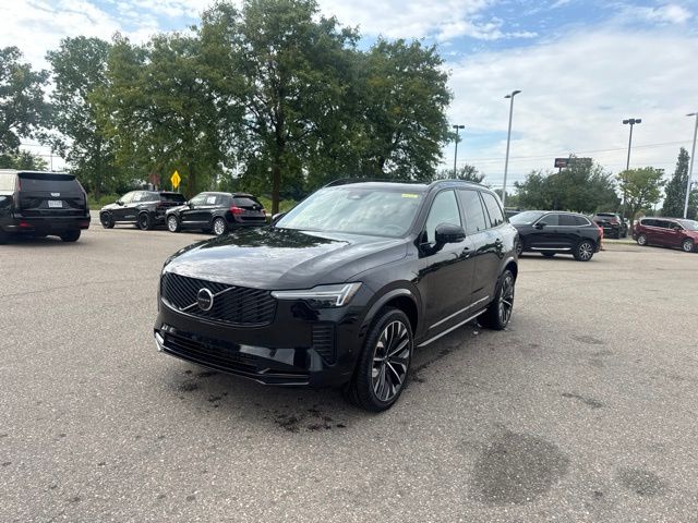 2026 Volvo XC90 Negro (Onyx Black Metallic) SUV/Crossover  Automática