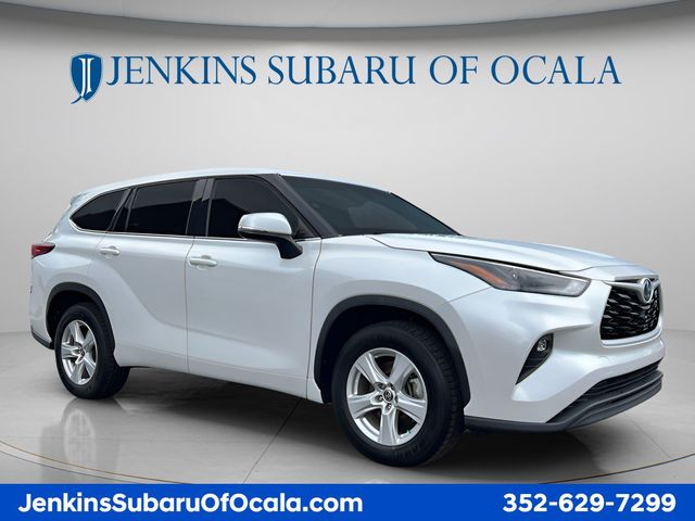 2022 Toyota Highlander Hybrid LE FWD