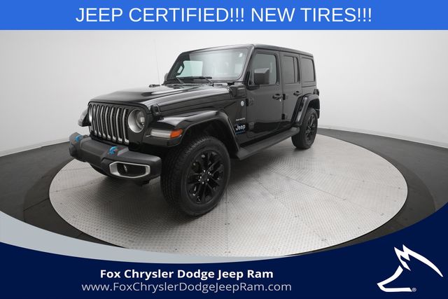 Black Clearcoat 2023 Jeep Wrangler 4xe Sahara 4WD SUV / Crossover Four-Wheel Drive 8-Speed Automatic