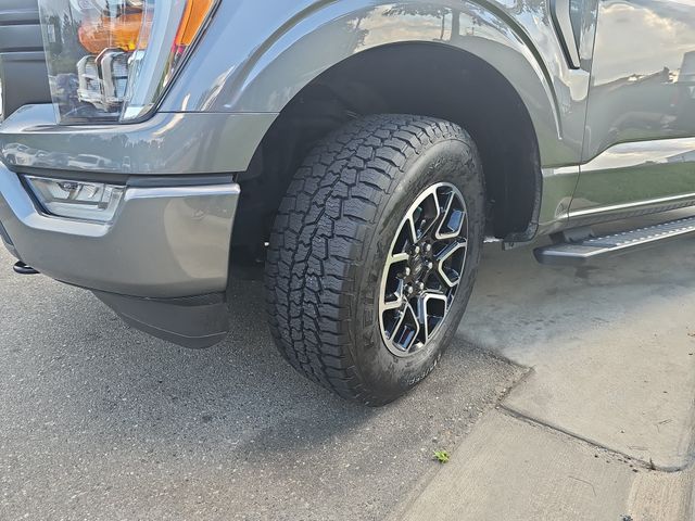 Used 2022 Gray Ford XLT image 29