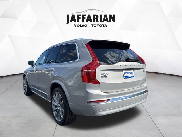 2023 Volvo XC90 Ultimate photo 4