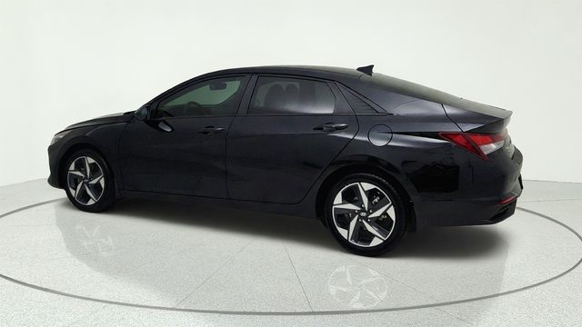 2023 Hyundai Elantra SEL Black at North Houston Mitsubishi