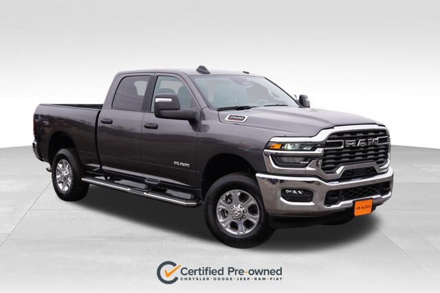 2025 RAM 2500 Big Horn Crew Cab 4WD