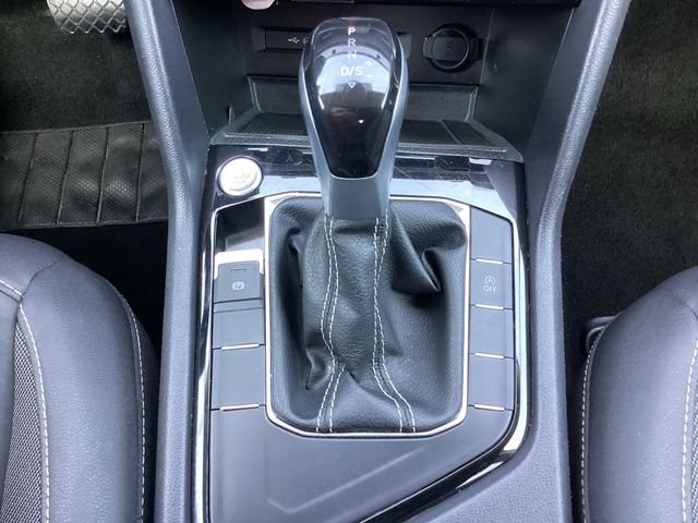 Used Car 2024 Volkswagen Taos  1.5t Se For Sale Under $20,000 In San Antonio, Texas