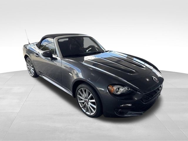 Moda Gray Metallic 2018 FIAT 124 Spider Convertible Rear-Wheel Drive 6-Speed Manual