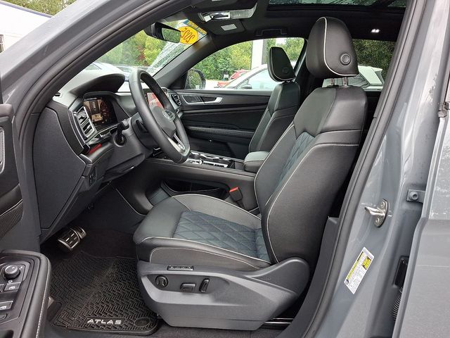 2025 Volkswagen Atlas Cross Sport 2.0T SEL Premium R-Line  at Sutliff Volkswagen