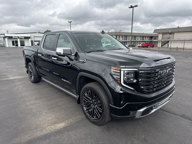 2022 GMC Sierra 1500 Denali Ultimate Crew Cab 4WD