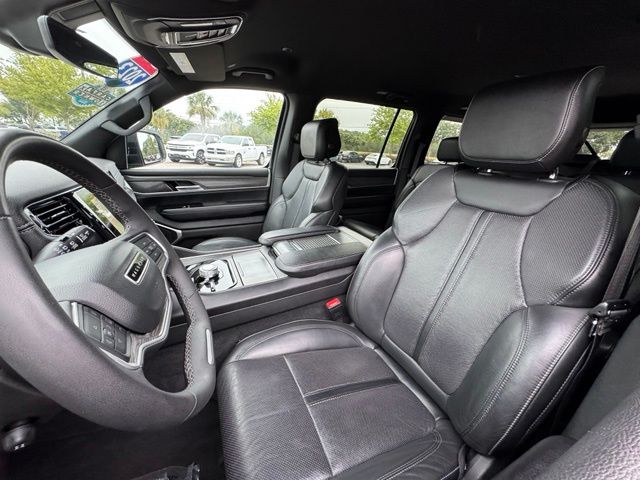 2023 Jeep Wagoneer Series II - Photo 19