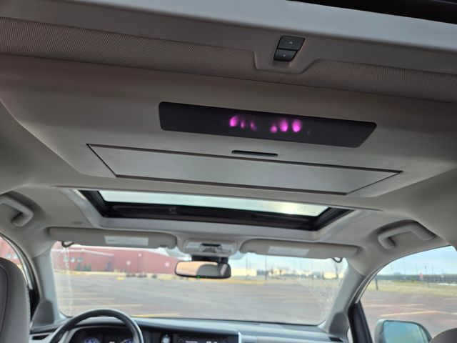 2019 Toyota Sienna XLE Auto Access Seat