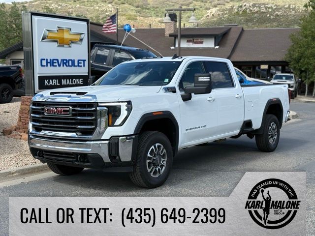 White 2024 GMC Sierra 3500HD Pickup Truck Four-Wheel Drive Automatic
