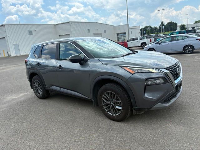 Used 2023 Gray Nissan S image 6
