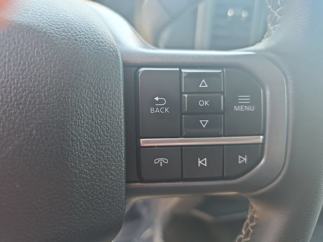 Used 2025 Agate Black Metallic Ford XLT image 18