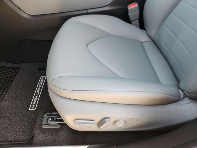 2026 Toyota Highlander Hybrid XLE  at Don McGill Toyota