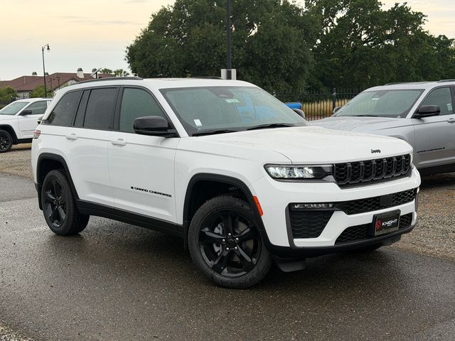 new 2026 Jeep Grand Cherokee car, priced at $48,505