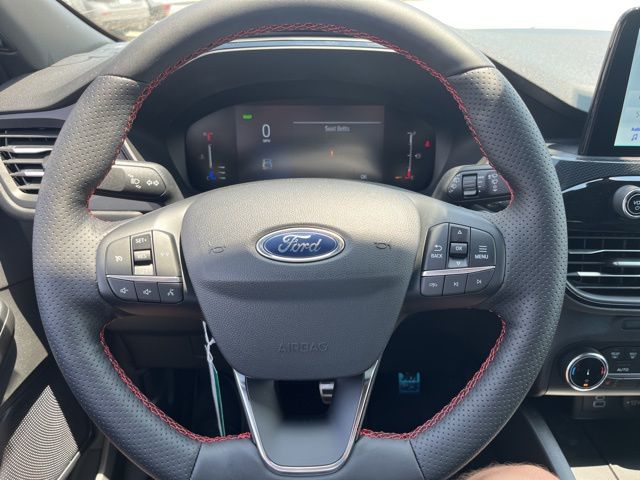 2024 Ford Escape ST-Line 15