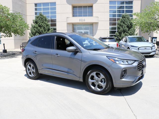 2024 Ford Escape Hybrid ST-Line Select