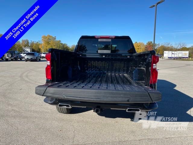 2025 Chevrolet Silverado 1500 LT Trail Boss 18