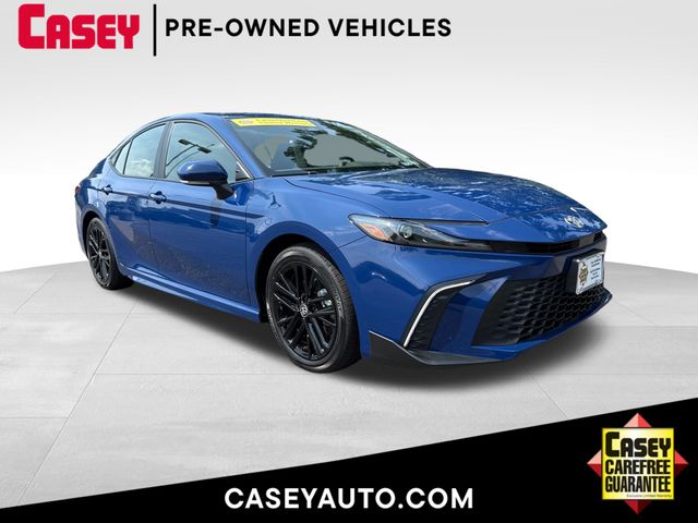 2026 Toyota Camry SE FWD