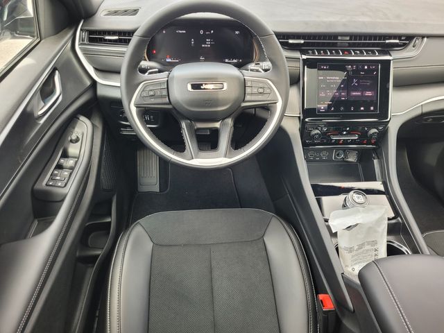 New 2025 Silver Jeep Altitude X image 10