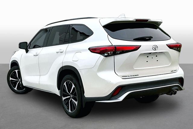 2021 Toyota Highlander XSE - 3