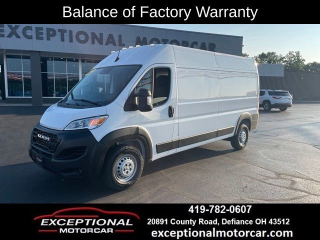 Bright White Clearcoat 2025 RAM ProMaster Van 9-Speed Automatic