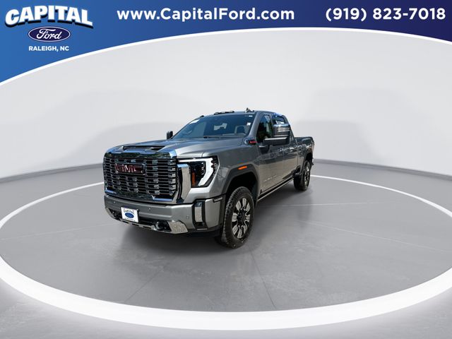 Used 2025 Silver GMC Denali image 4