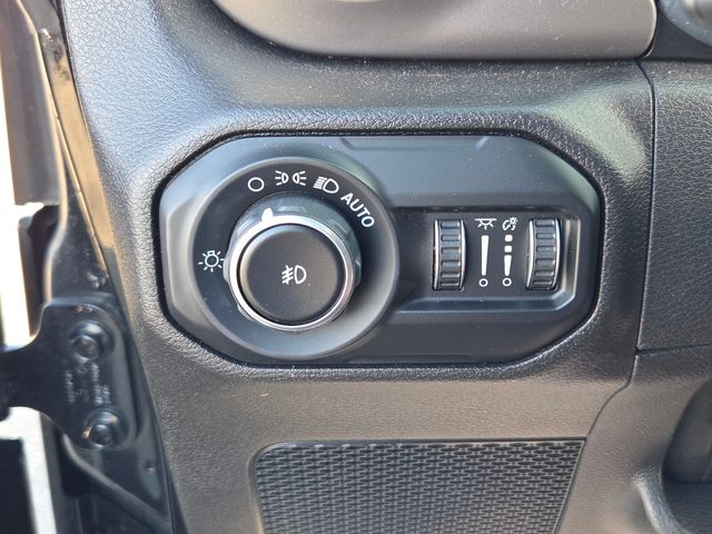 Used 2020 Black Jeep Unlimited Freedom Edition image 26