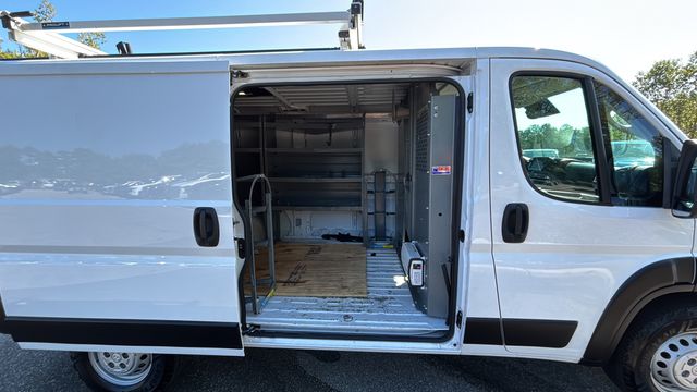 Used 2024 White Ram Base image 45