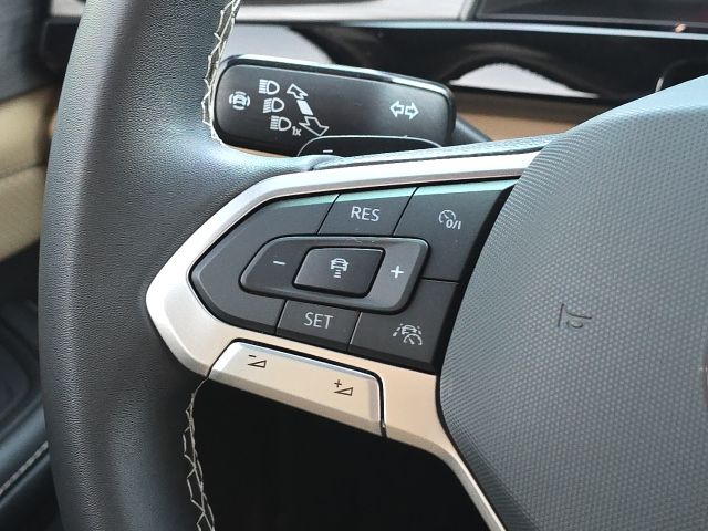 2024 Volkswagen Atlas Cross Sport 2.0T SE w/Technology:45688B