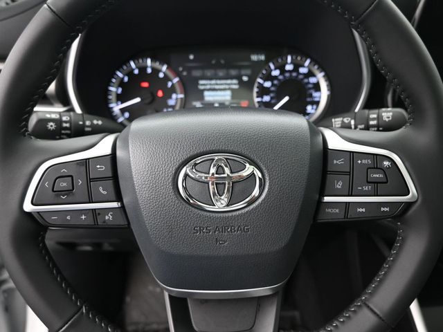 2024 Toyota Highlander XLE 15