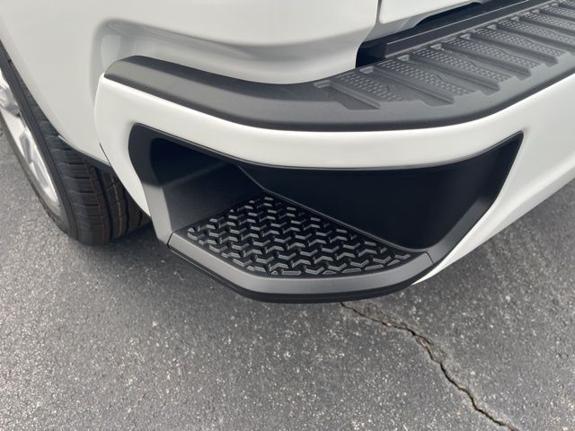 2026 Chevrolet Silverado 1500 Custom:45220