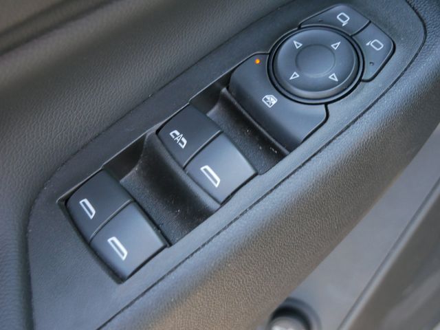Used 2023 Chevrolet Equinox SUV