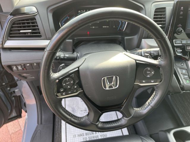 Used 2024 Honda Odyssey Van