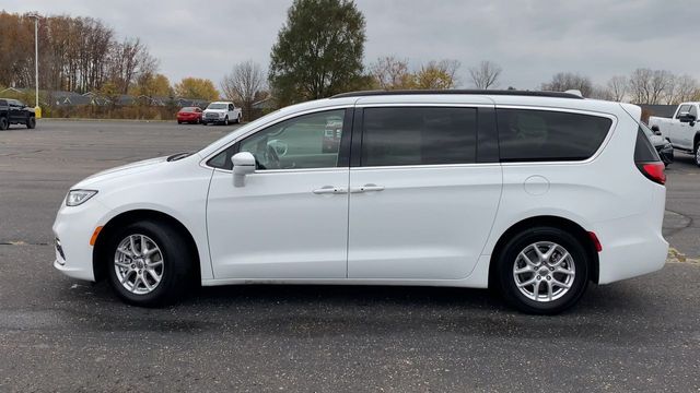 2022 Chrysler Pacifica Touring L 5