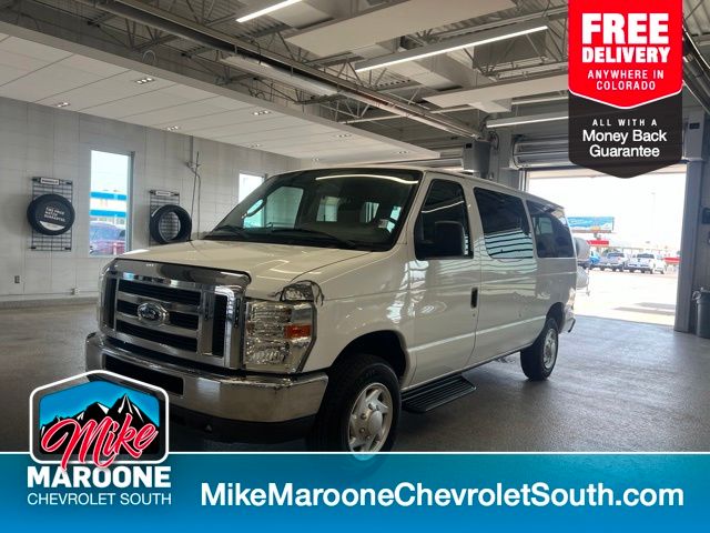 Oxford White 2013 Ford E-Series Van Rear-Wheel Drive 4-Speed Automatic Overdrive