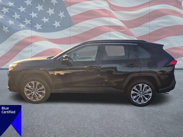 Used 2022 Black Toyota XLE Premium image 6