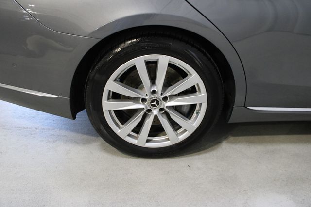 Certified Used 2022 Gray Mercedes-Benz S 500 image 38