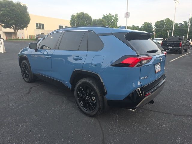 2023 Toyota RAV4 SE - Photo 7