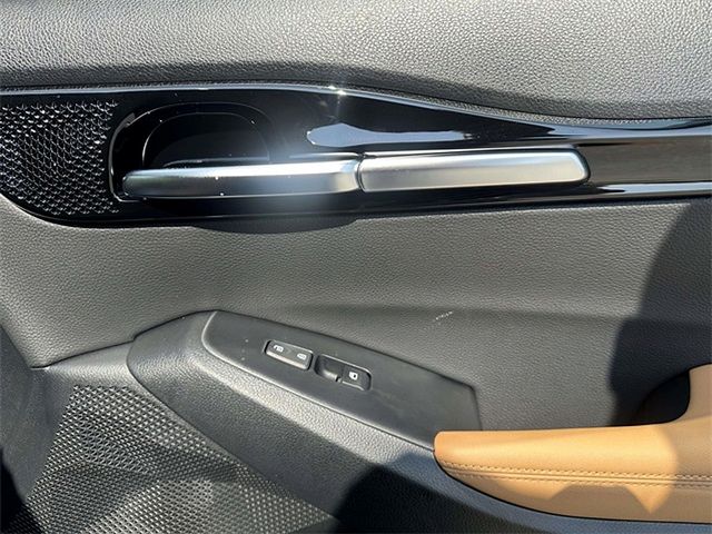 KiaSeltos27