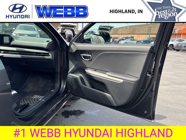 Used 2025 Gray Kia GT-Line image 21