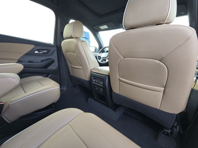 2023 Chevrolet Traverse Premier:45621A