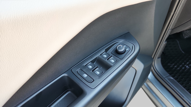 2025 Volkswagen Taos