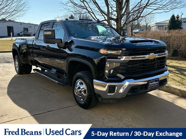 2024 Chevrolet Silverado 3500HD LT Crew Cab 4WD