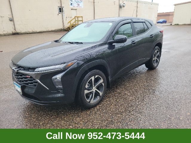 2024 Chevrolet Trax RS with 1RS FWD