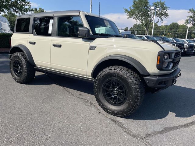 Desert Sand 2025 Ford Bronco SUV / Crossover Four-Wheel Drive Automatic