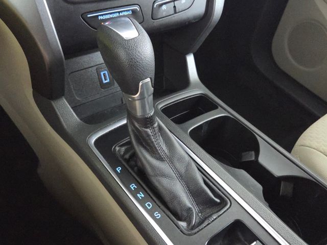 2017 Ford Escape SE photo 24