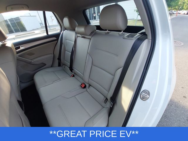 Used 2015 White Volkswagen SEL Premium image 13