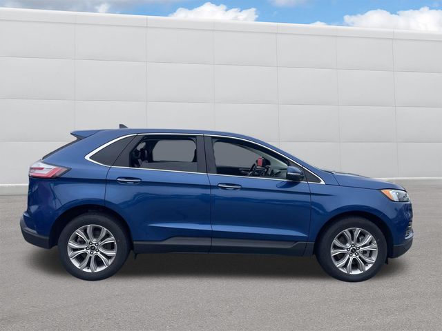 2024 Ford Edge Titanium 10